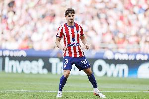 记者：马竞可以接受1.5亿欧卖小蜘蛛给任何队，除了皇马和巴萨
